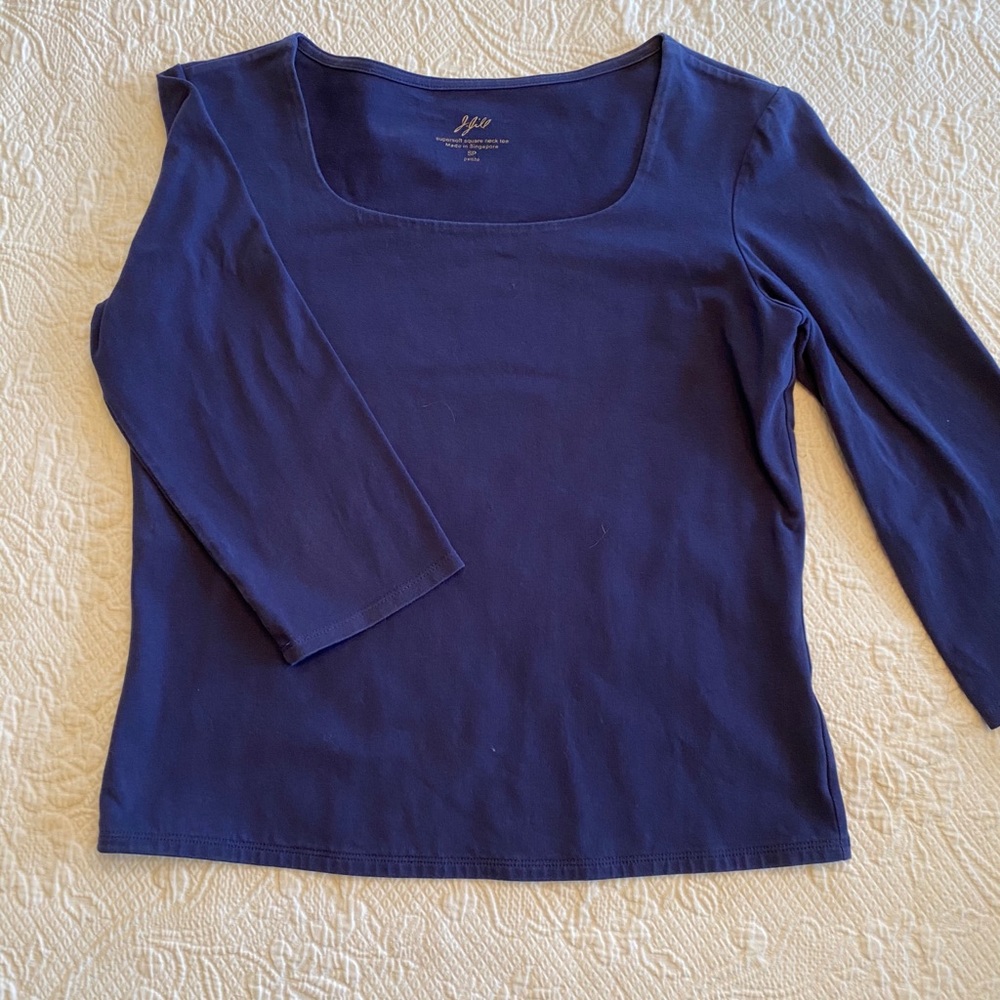 Navy square neck 3/4 sleeve tee